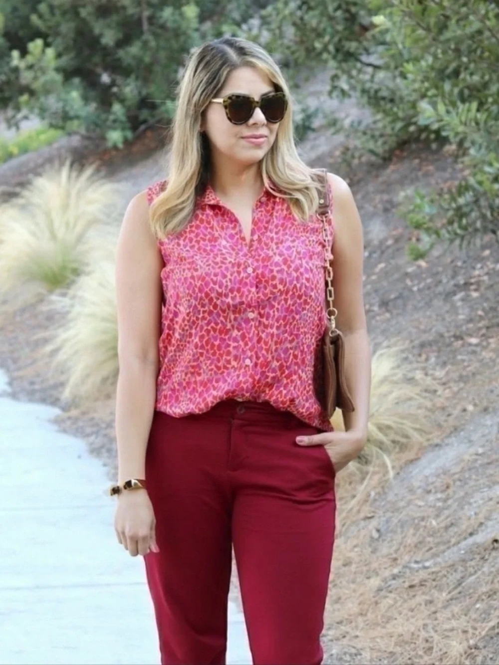 CAbi Heartbreaker Sleeveless Top Button-Up Blouse Red Leopard Print Style 3270